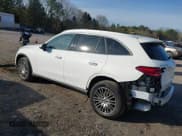 ✅ 2025 Mercedes-Benz GLC 300 • VIN: W1NKM4GB3SF238963 • Lot: 41880634. Wystawiony na IAAI z przebiegiem 1 960 mil. Bezpłatny archiwum sprzedaży aukcyjnych z USA i szczegółowy raport historii pojazdu na DreamBid. Zdjęcie 3.