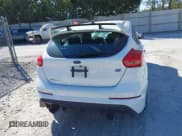 ✅ 2016 Ford Focus RS • VIN: WF0DP3TH0G4115259 • Lot: 41637604. Listed on IAAI with Not provided. Free auction sales archive from the USA and detailed vehicle history report at DreamBid. Image 16.