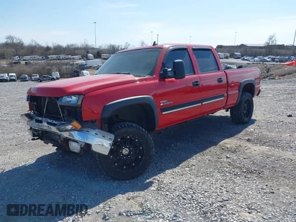 ✅ 2006 Chevrolet Silverado 2500HD LT1 • VIN: 1GCHK23D06F171442 • Lot: 41691533. Listed on IAAI with 294,980 mi. Free auction sales archive from the USA and detailed vehicle history report at DreamBid. Image 2.