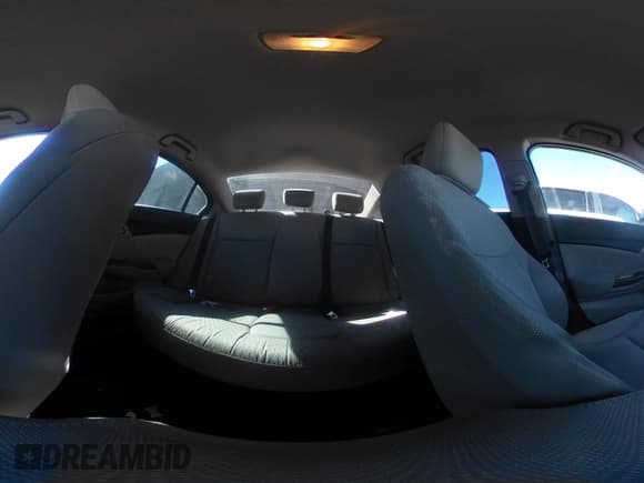 ✅ 2015 Honda Civic LX • VIN: 19XFB2F55FE707663 • Лот: 43317178. Опубликован ранее на IAAI с пробегом 178 445 миль. Бесплатный доступ к архиву аукционных продаж из США и подробный отчёт об истории автомобиля на DreamBid. Изображение 19.