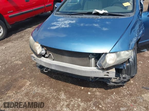 ✅ 2010 Honda Civic • VIN: JHMFA3F28AS007767 • Lot: 42704838. Listed on IAAI with 182,272 mi. Free auction sales archive from the USA and detailed vehicle history report at DreamBid. Image 12.