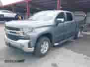2021 Chevrolet Silverado 1500 LT z VIN 3GCPWCED4MG449497, wystawiony jako IAAI lot #43454954 z przebiegiem 70 702 mil mil oraz . Historia ofert i sprzedaży dostępna na DreamBid. Obrazek 2.