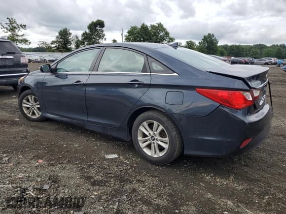 ✅ 2014 Hyundai Sonata GLS • VIN: 5NPEB4AC5EH870059 • Lot: 64762194. Listed on Copart with 174,482 mi. Free auction sales archive from the USA and detailed vehicle history report at DreamBid. Image 2.