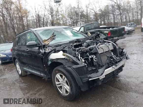 ✅ 2022 Ford Explorer XLT • VIN: 1FMSK8DH0NGA75888 • Lot: 42013190. Wystawiony na IAAI z przebiegiem 69 886 mil. Bezpłatny archiwum sprzedaży aukcyjnych z USA i szczegółowy raport historii pojazdu na DreamBid. Zdjęcie 1.