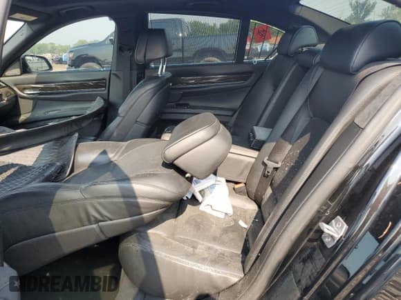 ✅ 2015 BMW 7 Series 750i xDrive • VIN: WBAYB6C56FD225478 • Lot: 67035785. Listed on Copart with 130,037 mi. Free auction sales archive from the USA and detailed vehicle history report at DreamBid. Image 10.