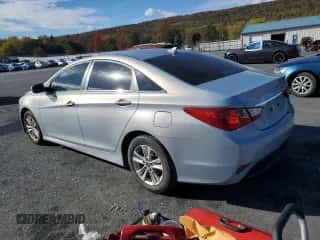 ✅ 2014 Hyundai Sonata GLS • VIN: 5NPEB4AC6EH929149 • Lot: 90303015. Wystawiony na Copart z przebiegiem 162 454 mil. Bezpłatny archiwum sprzedaży aukcyjnych z USA i szczegółowy raport historii pojazdu na DreamBid. Zdjęcie 2.