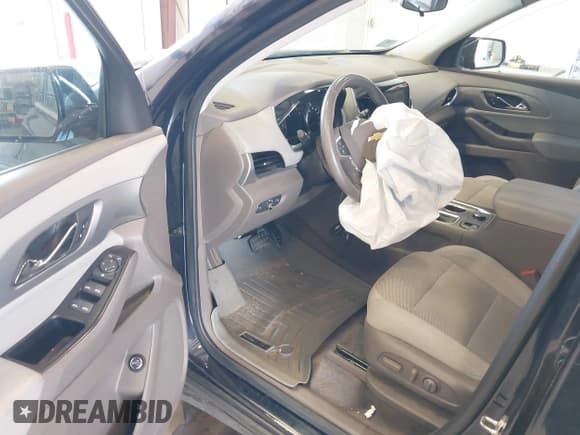 ✅ 2020 Chevrolet Traverse LT Cloth • VIN: 1GNEVGKW2LJ133978 • Lot: 42891196. Listed on IAAI with 99,472 mi. Free auction sales archive from the USA and detailed vehicle history report at DreamBid. Image 20.