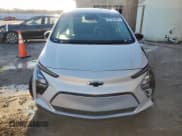✅ 2023 Chevrolet Bolt EV 1LT • VIN: 1G1FW6S04P4187442 • Lot: 49610745. Wystawiony na Copart z przebiegiem 29 956 mil. Bezpłatny archiwum sprzedaży aukcyjnych z USA i szczegółowy raport historii pojazdu na DreamBid. Zdjęcie 5.