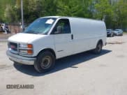 ✅ 2000 GMC Savana • VIN: 1GTHG39R7Y1205564 • Lot: 42283490. Wystawiony na IAAI z przebiegiem 173 809 mil. Bezpłatny archiwum sprzedaży aukcyjnych z USA i szczegółowy raport historii pojazdu na DreamBid. Zdjęcie 2.