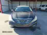 2011 Hyundai Sonata Limited z VIN 5NPEC4ACXBH227733, wystawiony jako IAAI lot #43610748 z przebiegiem 176 931 mil mil oraz . Historia ofert i sprzedaży dostępna na DreamBid. Obrazek 6.