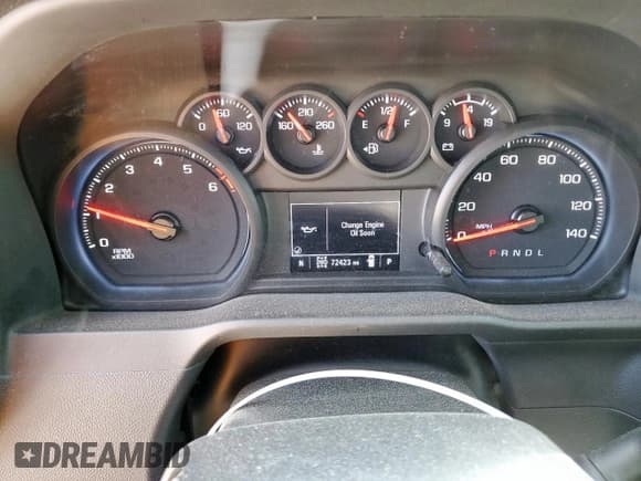 ✅ 2023 Chevrolet Silverado 2500HD Custom • VIN: 1GC4YME76PF100764 • Lot: 64464535. Wystawiony na Copart z przebiegiem 72 423 mil. Bezpłatny archiwum sprzedaży aukcyjnych z USA i szczegółowy raport historii pojazdu na DreamBid. Zdjęcie 9.