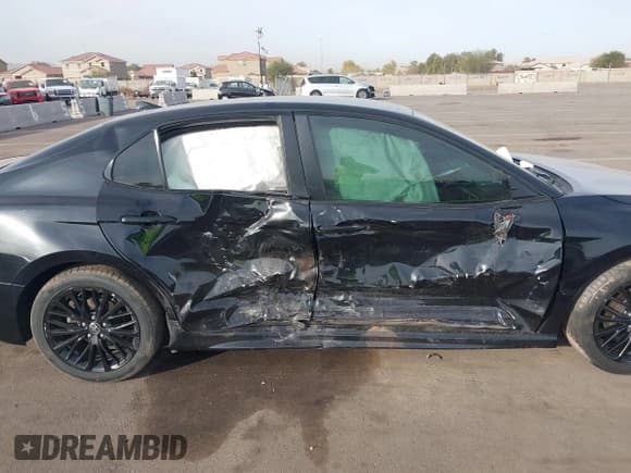 ✅ 2022 Toyota Camry Hybrid SE • VIN: 4T1T31AK2NU039680 • Lot: 41402884. Listed on IAAI with 133,459 mi. Free auction sales archive from the USA and detailed vehicle history report at DreamBid. Image 13.