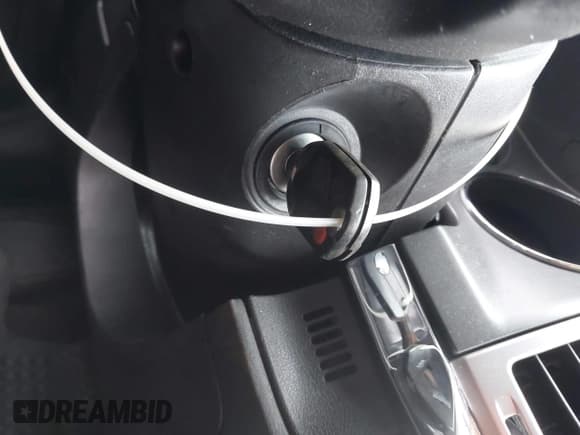 ✅ 2012 Lincoln MKZ • VIN: 3LNHL2GCXCR827316 • Lot: 43525042. Listed on IAAI with 130,473 mi. Free auction sales archive from the USA and detailed vehicle history report at DreamBid. Image 11.