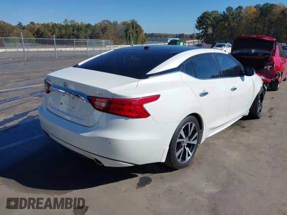 ✅ 2017 Nissan Maxima SR • VIN: 1N4AA6AP1HC440048 • Лот: 43586827. Опубликован ранее на IAAI с пробегом 158 121 миль. Бесплатный доступ к архиву аукционных продаж из США и подробный отчёт об истории автомобиля на DreamBid. Изображение 4.