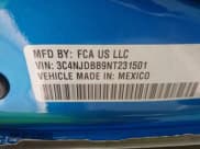 ✅ 2022 Jeep Compass Latitude • VIN: 3C4NJDBB9NT231501 • Lot: 43703819. Wystawiony na IAAI z przebiegiem Nie podano. Bezpłatny archiwum sprzedaży aukcyjnych z USA i szczegółowy raport historii pojazdu na DreamBid. Zdjęcie 9.