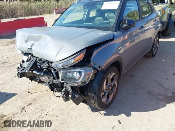 ✅ 2023 Hyundai Venue SEL • VIN: KMHRC8A32PU212998 • Lot: 40728636. Listed on IAAI with 27,844 mi. Free auction sales archive from the USA and detailed vehicle history report at DreamBid. Image 19.