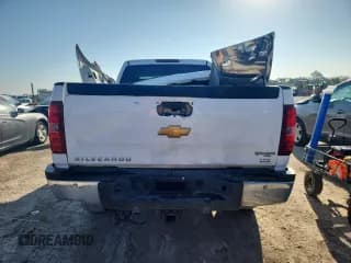 ✅ 2008 Chevrolet Silverado 2500HD LTZ • VIN: 1GCHK23638F197165 • Lot: 84280195. Wystawiony na Copart z przebiegiem 246 035 mil. Bezpłatny archiwum sprzedaży aukcyjnych z USA i szczegółowy raport historii pojazdu na DreamBid. Zdjęcie 6.