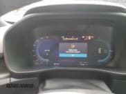 ✅ 2023 Volvo C40 Ultimate • VIN: YV4ED3GM6P2048313 • Lot: 86221965. Wystawiony na Copart z przebiegiem 35 157 mil. Bezpłatny archiwum sprzedaży aukcyjnych z USA i szczegółowy raport historii pojazdu na DreamBid. Zdjęcie 9.