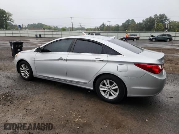 ✅ 2013 Hyundai Sonata GLS • VIN: 5NPEB4AC1DH777277 • Lot: 82650275. Listed on Copart with Not provided. Free auction sales archive from the USA and detailed vehicle history report at DreamBid. Image 2.