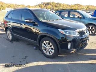 ✅ 2014 Kia Sorento EX • VIN: 5XYKU4A78EG491869 • Lot: 43564744. Wystawiony na IAAI z przebiegiem 178 960 mil. Bezpłatny archiwum sprzedaży aukcyjnych z USA i szczegółowy raport historii pojazdu na DreamBid. Zdjęcie 1.