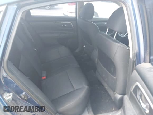 ✅ 2017 Nissan Altima S • VIN: 1N4AL3AP3HC493097 • Lot: 42718706. Wystawiony na IAAI z przebiegiem 101 175 mil. Bezpłatny archiwum sprzedaży aukcyjnych z USA i szczegółowy raport historii pojazdu na DreamBid. Zdjęcie 8.