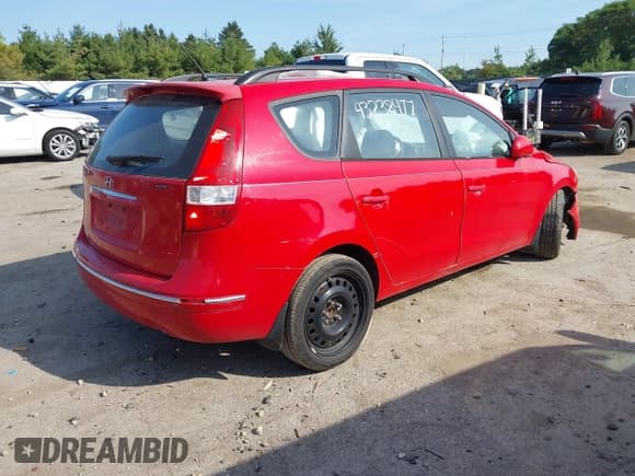 ✅ 2010 Hyundai Elantra GLS • VIN: KMHDC8AE7AU053690 • Lot: 43238477. Listed on IAAI with 188,000 mi. Free auction sales archive from the USA and detailed vehicle history report at DreamBid. Image 4.