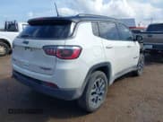 ✅ 2019 Jeep Compass Trailhawk • VIN: 3C4NJDDB8KT597782 • Lot: 43368576. Wystawiony na IAAI z przebiegiem 116 485 mil. Bezpłatny archiwum sprzedaży aukcyjnych z USA i szczegółowy raport historii pojazdu na DreamBid. Zdjęcie 4.