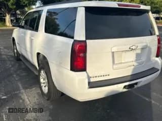 ✅ 2016 Chevrolet Suburban LT • VIN: 1GNSCHKC8GR439806 • Lot: 79976894. Wystawiony na Copart z przebiegiem 138 788 mil. Bezpłatny archiwum sprzedaży aukcyjnych z USA i szczegółowy raport historii pojazdu na DreamBid. Zdjęcie 3.