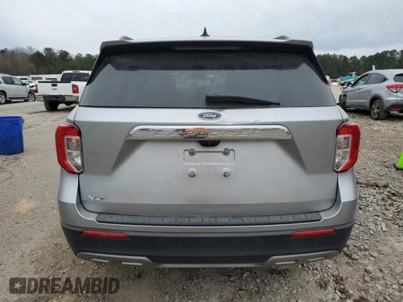 ✅ 2021 Ford Explorer XLT • VIN: 1FMSK7DHXMGB12132 • Lot: 88891395. Wystawiony na Copart z przebiegiem 45 025 mil. Bezpłatny archiwum sprzedaży aukcyjnych z USA i szczegółowy raport historii pojazdu na DreamBid. Zdjęcie 6.