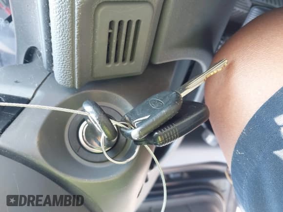 ✅ 2005 Ford Freestyle SEL • VIN: 1FMDK05195GA63587 • Лот: 42840239. Опубликован ранее на IAAI с пробегом 205 843 миль. Бесплатный доступ к архиву аукционных продаж из США и подробный отчёт об истории автомобиля на DreamBid. Изображение 11.