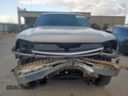 ✅ 2006 Chevrolet Silverado 2500HD LT2 • VIN: 1GCHK29D06E185922 • Лот: 81599505. Опубликован ранее на Copart с пробегом Не указан. Бесплатный доступ к архиву аукционных продаж из США и подробный отчёт об истории автомобиля на DreamBid. Изображение 5.