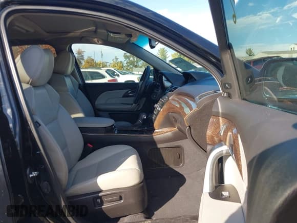 ✅ 2011 Acura MDX Advance • VIN: 2HNYD2H77BH529507 • Лот: 43605506. Опубликован ранее на IAAI с пробегом 149 108 миль. Бесплатный доступ к архиву аукционных продаж из США и подробный отчёт об истории автомобиля на DreamBid. Изображение 5.