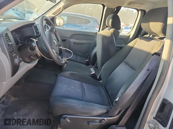 ✅ 2010 Chevrolet Silverado 1500 Work Truck • VIN: 1GCSCPEX0AZ117184 • Lot: 89842615. Listed on Copart with 255,850 mi. Free auction sales archive from the USA and detailed vehicle history report at DreamBid. Image 7.