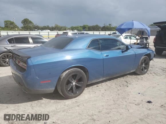 ✅ 2023 Dodge Challenger SXT • VIN: 2C3CDZAG5PH578851 • Lot: 82376105. Wystawiony na Copart z przebiegiem 42 634 mil. Bezpłatny archiwum sprzedaży aukcyjnych z USA i szczegółowy raport historii pojazdu na DreamBid. Zdjęcie 3.