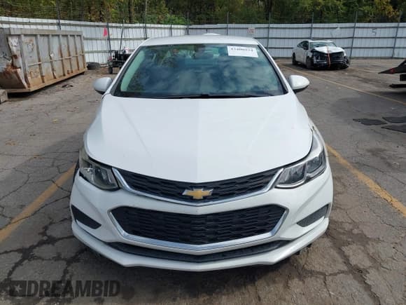✅ 2017 Chevrolet Cruze LS • VIN: 1G1BC5SM5H7162599 • Lot: 43400934. Listed on IAAI with 122,035 mi. Free auction sales archive from the USA and detailed vehicle history report at DreamBid. Image 12.