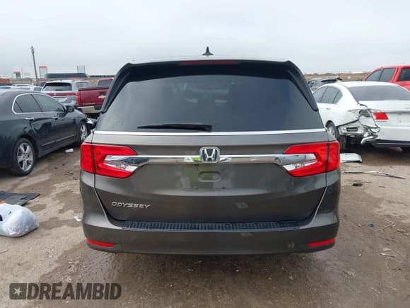 ✅ 2020 Honda Odyssey EX • VIN: 5FNRL6H50LB055717 • Lot: 42205465. Listed on IAAI with 104,719 mi. Free auction sales archive from the USA and detailed vehicle history report at DreamBid. Image 17.
