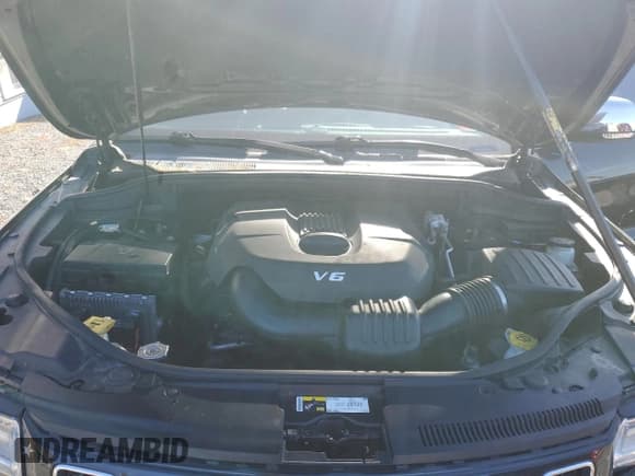 ✅ 2014 Jeep Grand Cherokee Overland • VIN: 1C4RJFCG3EC272614 • Lot: 89529875. Listed on Copart with 121,117 mi. Free auction sales archive from the USA and detailed vehicle history report at DreamBid. Image 12.