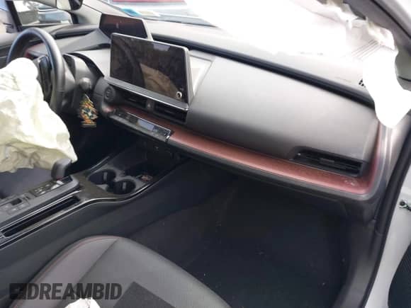 2024 Toyota Prius SE with VIN JTDACACU2R3024408, listed as a IAAI auction lot 43114921 with 18,724 mi miles and . Bid and sale history available at DreamBid. Image 5.