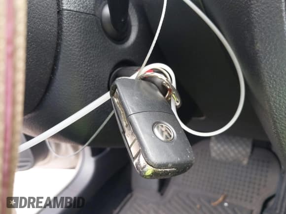 ✅ 2013 Volkswagen Jetta SE • VIN: 3VWDX7AJ2DM296040 • Lot: 42322512. Listed on IAAI with 136,599 mi. Free auction sales archive from the USA and detailed vehicle history report at DreamBid. Image 11.