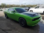 ✅ 2017 Dodge Challenger T/A 392 • VIN: 2C3CDZFJ2HH588906 • Lot: 76958264. Wystawiony na Copart z przebiegiem 46 926 mil. Bezpłatny archiwum sprzedaży aukcyjnych z USA i szczegółowy raport historii pojazdu na DreamBid. Zdjęcie 4.