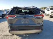 ✅ 2024 Toyota RAV4 Hybrid Limited • VIN: 2T3D6RFV6RW070988 • Lot: 81044035. Wystawiony na Copart z przebiegiem Nie podano. Bezpłatny archiwum sprzedaży aukcyjnych z USA i szczegółowy raport historii pojazdu na DreamBid. Zdjęcie 6.