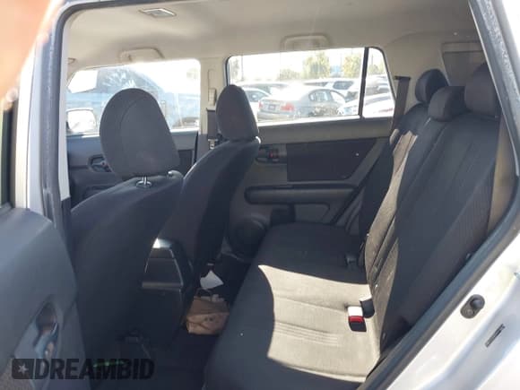 ✅ 2010 Scion xB • VIN: JTLZE4FE4A1118474 • Lot: 43732313. Listed on IAAI with 177,572 mi. Free auction sales archive from the USA and detailed vehicle history report at DreamBid. Image 8.