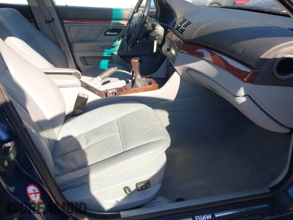 ✅ 2000 BMW 5 Series • VIN: WBADP5343YBR95668 • Lot: 41716441. Listed on IAAI with 108,021 mi. Free auction sales archive from the USA and detailed vehicle history report at DreamBid. Image 5.