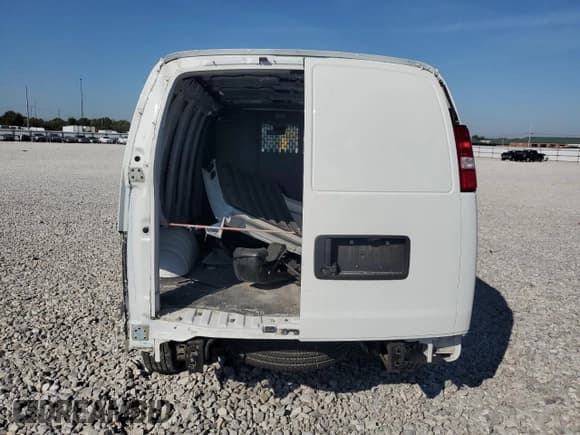 ✅ 2022 Chevrolet Express Cargo • VIN: 1GCWGAFP7N1205364 • Lot: 67463025. Listed on Copart with 50,069 mi. Free auction sales archive from the USA and detailed vehicle history report at DreamBid. Image 6.