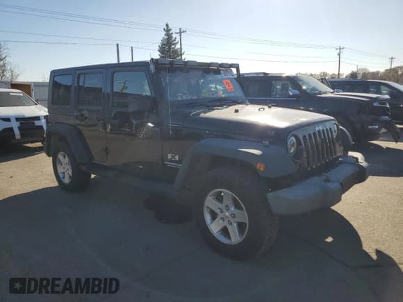 ✅ 2009 Jeep Wrangler Unlimited X • VIN: 1J4GA39109L766079 • Lot: 92519755. Wystawiony na Copart z przebiegiem 275 706 mil. Bezpłatny archiwum sprzedaży aukcyjnych z USA i szczegółowy raport historii pojazdu na DreamBid. Zdjęcie 4.