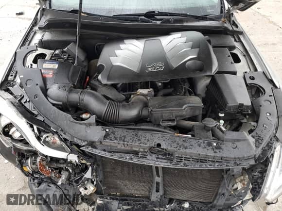 2012 Hyundai Genesis R-Spec z VIN KMHGC4DH1CU203677, wystawiony jako Copart lot #72848124 z przebiegiem 116 897 mil mil oraz Szkoda całkowita • Salvage title. Historia ofert i sprzedaży dostępna na DreamBid. Obrazek 12.