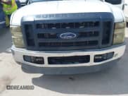 ✅ 2003 Ford F-250 XL • VIN: 1FTNF20PX3EC57946 • Lot: 42588856. Wystawiony na IAAI z przebiegiem 181 202 mil. Bezpłatny archiwum sprzedaży aukcyjnych z USA i szczegółowy raport historii pojazdu na DreamBid. Zdjęcie 6.