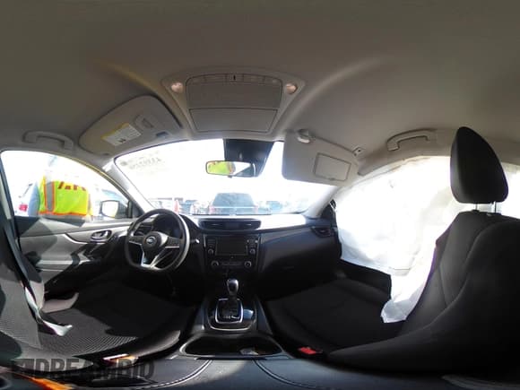 ✅ 2020 Nissan Rogue S • VIN: JN1BJ1CV9LW550790 • Lot: 43392250. Wystawiony na IAAI z przebiegiem 40 805 mil. Bezpłatny archiwum sprzedaży aukcyjnych z USA i szczegółowy raport historii pojazdu na DreamBid. Zdjęcie 18.