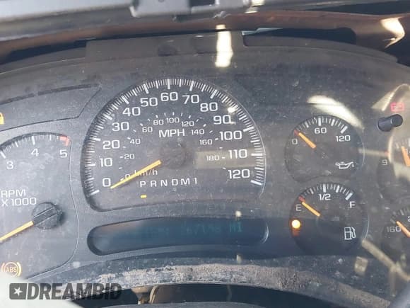 ✅ 2006 GMC Sierra 2500HD Work Truck • VIN: 1GTHK29D76E231603 • Lot: 41837685. Wystawiony na IAAI z przebiegiem 267 158 mil. Bezpłatny archiwum sprzedaży aukcyjnych z USA i szczegółowy raport historii pojazdu na DreamBid. Zdjęcie 7.