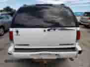 1996 Chevrolet Blazer z VIN 1GNDT13W4T2295876, wystawiony jako Copart lot #68904304 z przebiegiem 155 579 mil mil oraz Szkoda całkowita • Salvage title. Historia ofert i sprzedaży dostępna na DreamBid. Obrazek 6.